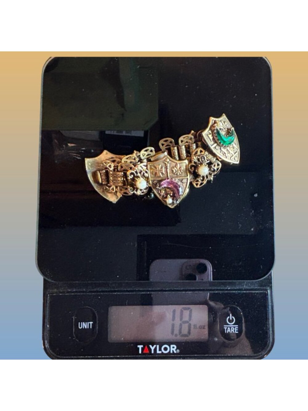 1950s Heraldic Panel Bracelet Antique Gold Tone Medieval Crest Design Vintage - Picture 7 of 8